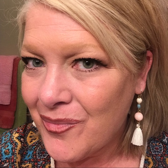 Meet your Posher, Shauna - Picture 1 of 1